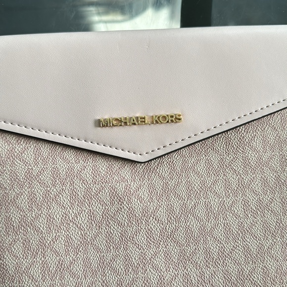 Michael kors pink cute woman clutch bag - Picture 5 of 5